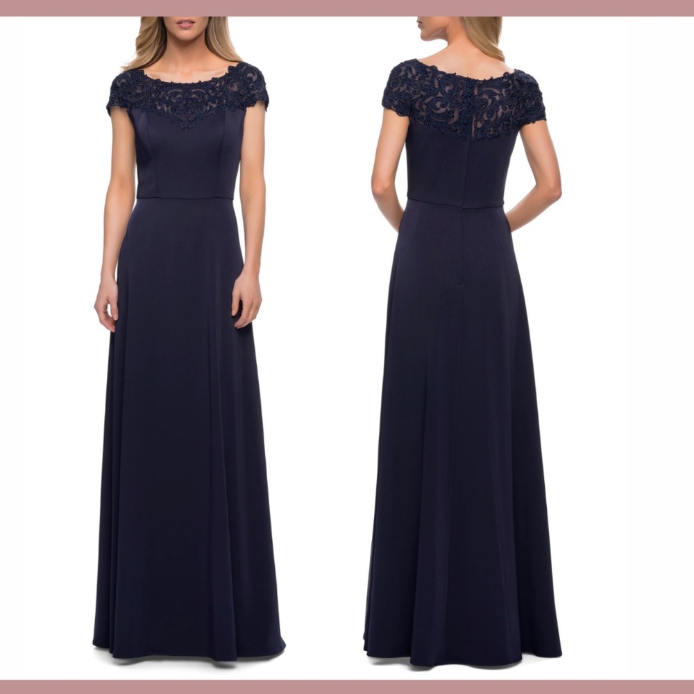 NWT $429 La Femme [ 6 ] Embellished Embroidered Gown in Navy Blue‎